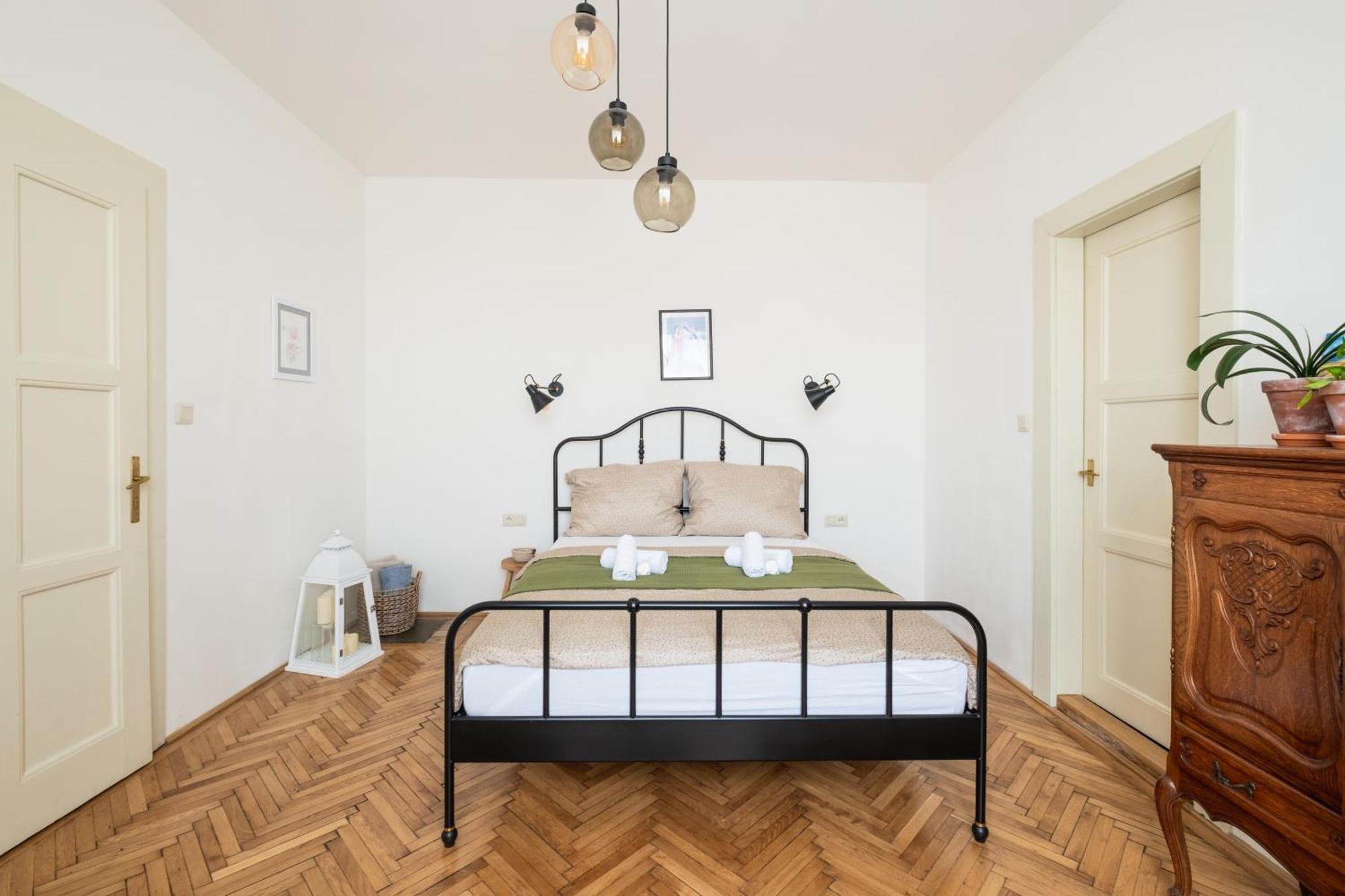 Romantic Apartment In The City Centre Banska Stiavnica Exterior photo